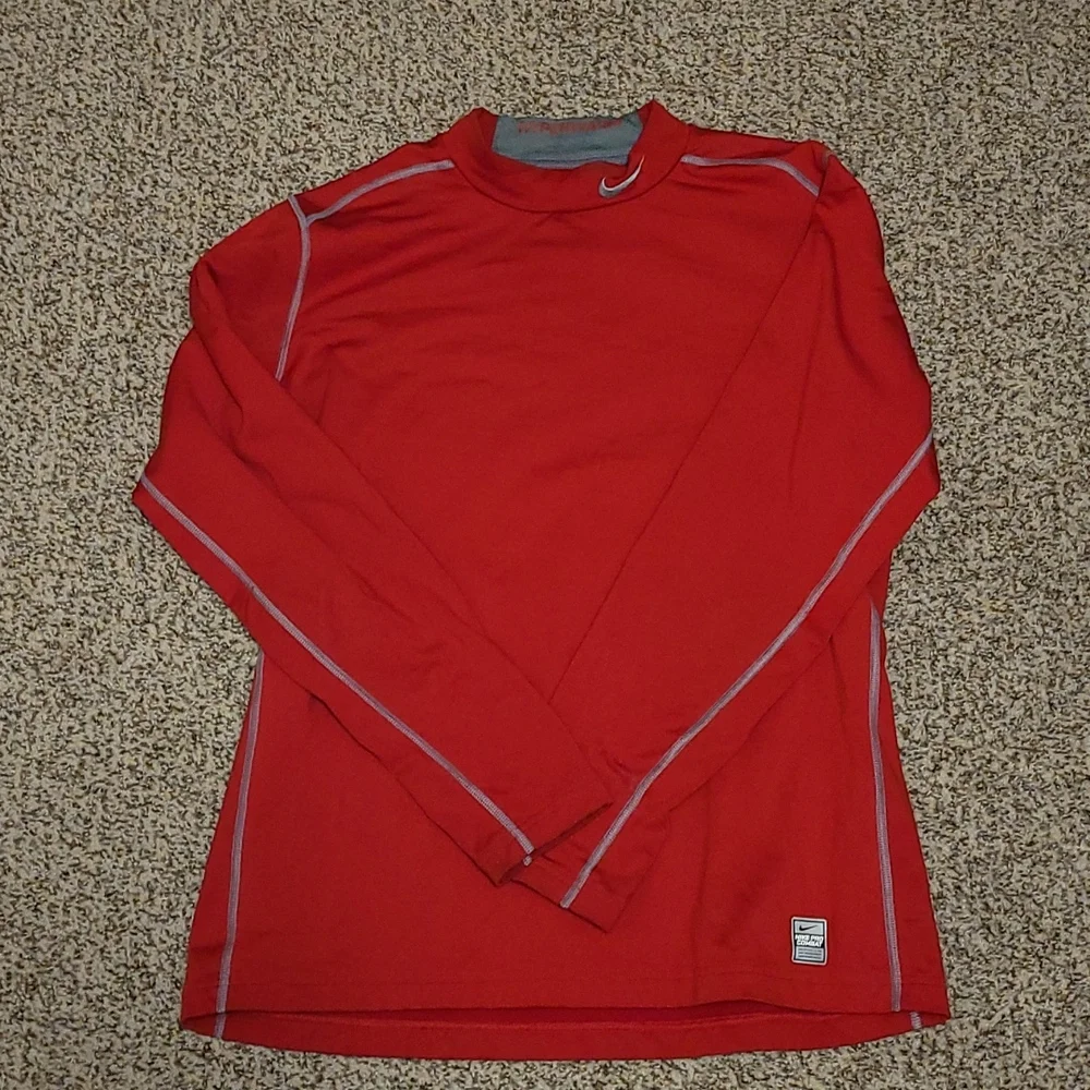 Nike - Picture 1 of 5